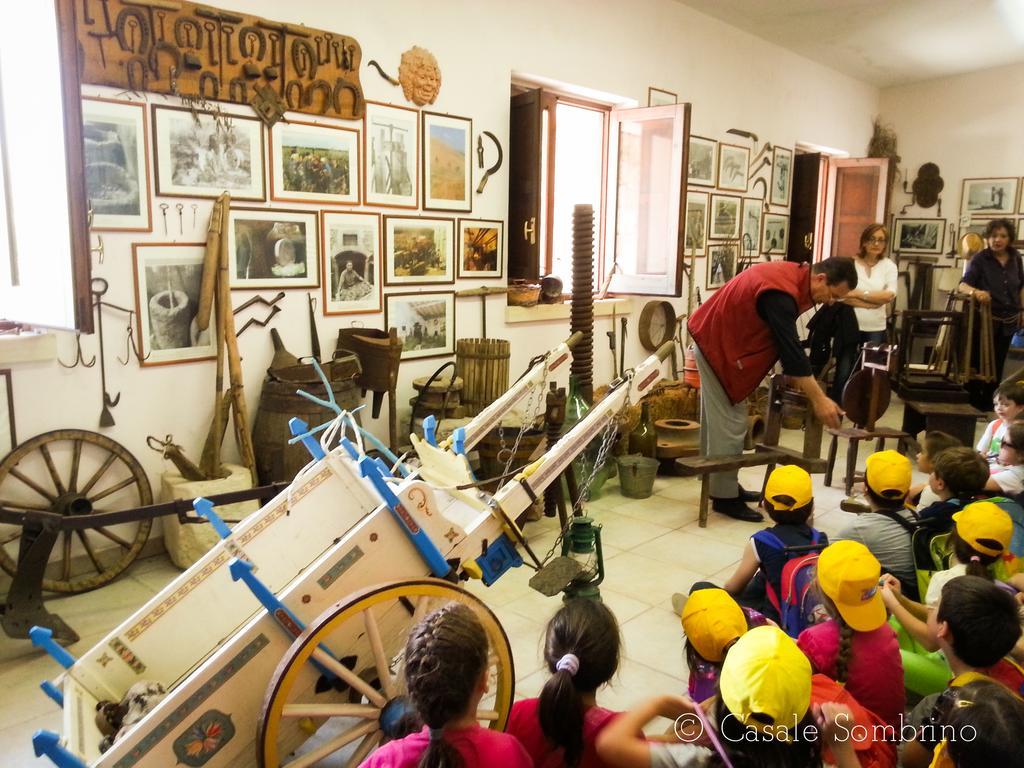 Casale Sombrino Guest House Supersano ภายนอก รูปภาพ